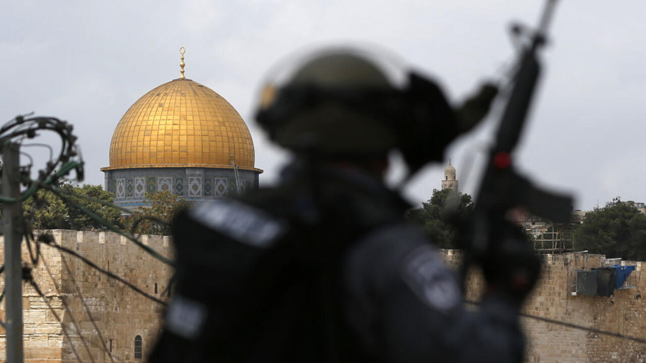 KAN turut melaporkan bahawa pihak polis akan menempatkan seramai 3,000 anggota setiap hari di pos pemeriksaan yang menuju ke Baitulmaqdis Timur dan Masjid Al-Aqsa sepanjang bulan puasa. Selain itu, polis Israel mencadangkan hanya 10,000 permit diberikan kepada rakyat Palestin dari Tebing Barat yang diduduki untuk memasuki Masjid Al-Aqsa semasa Ramadan.