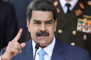 CARACAS, 17 Jun - Presiden Venezuela, Nicolás Maduro, menggesa masyarakat antarabangsa supaya segera bertindak bagi menyekat Perdana Menteri Israel, Benjamin Netanyahu, daripada meneruskan tindakan ketenteraan yang menurut beliau telah mengakibatkan penderitaan berpanjangan terhadap rakyat di Timur Tengah.
